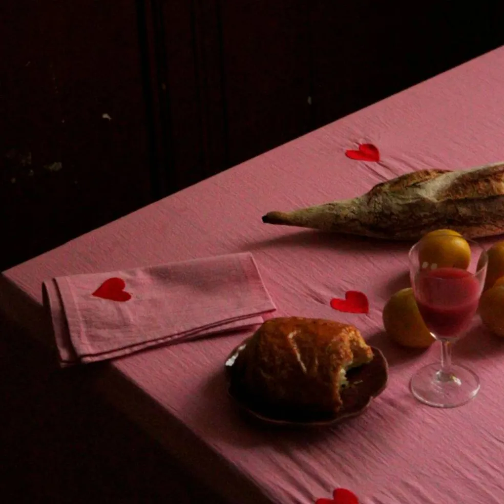 Pink Hearts duk 180×145 cm, rosa