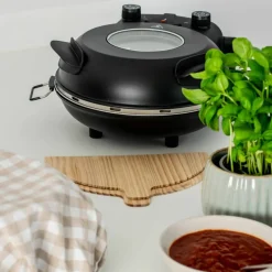 Pizza Maker