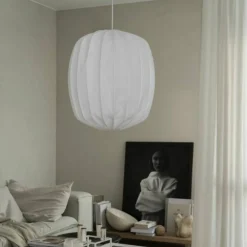 Prisma taklampe i lin 45 cm, hvit