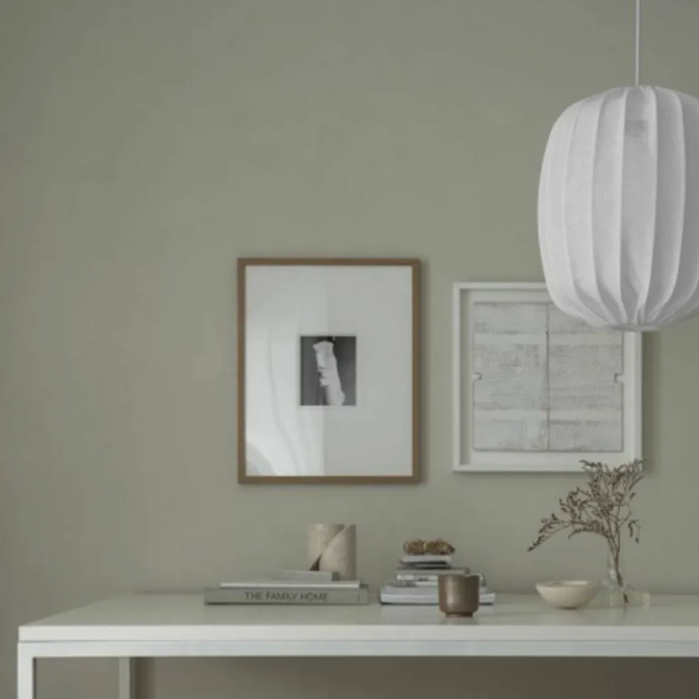 Prisma taklampe i lin 35 cm, hvit