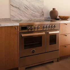 Professional PRO95I2EXT2 induksjonskomfyr 90 cm med 5 soner og 2 ovner + REF904FFNXTC kjøleskap/fryser, rustfritt stål
