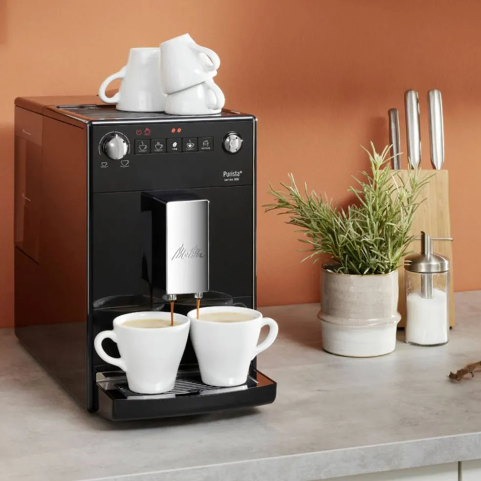 Purista helautomatisk kaffemaskin, svart
