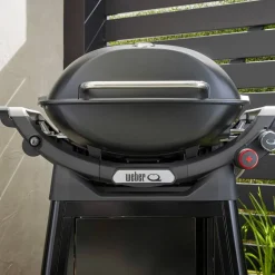 Q3200N+ Gassgrill med vogn