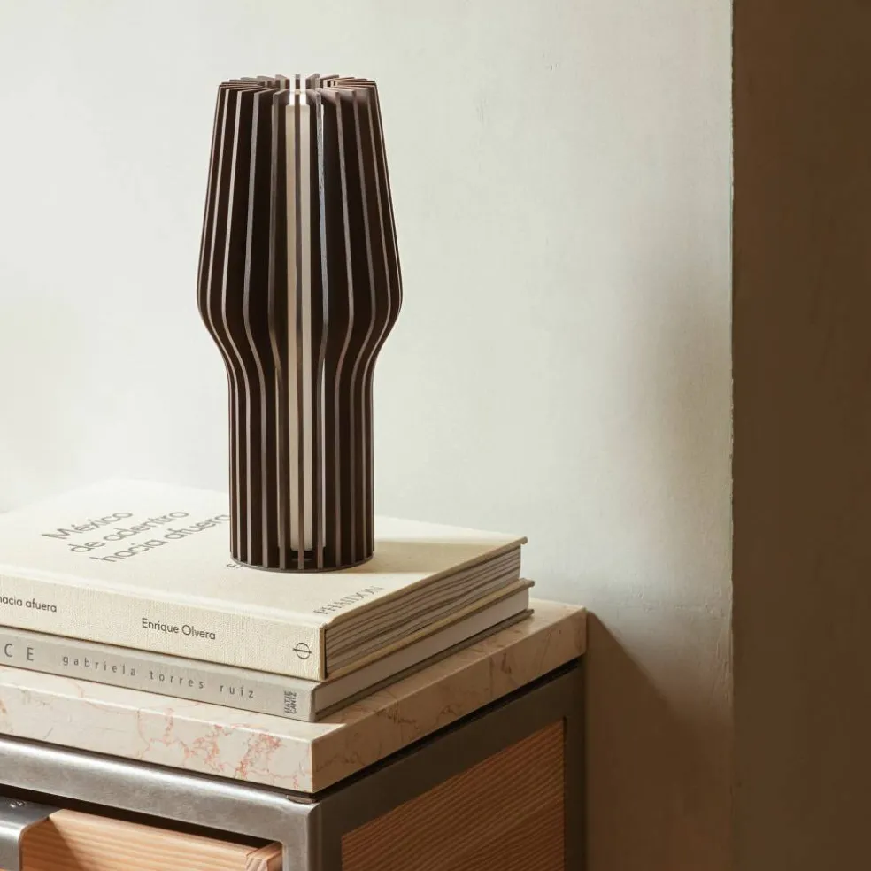 Radiant lampe, røkt eik