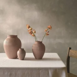 Ripple Mat Vase 20 cm, lys rosa