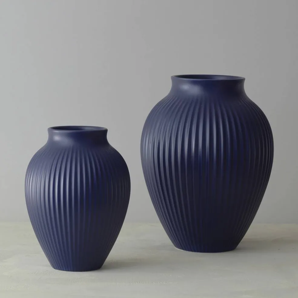 Ripple vase 20 cm, matt dark blue