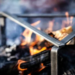 Sammenleggbart grillstativ