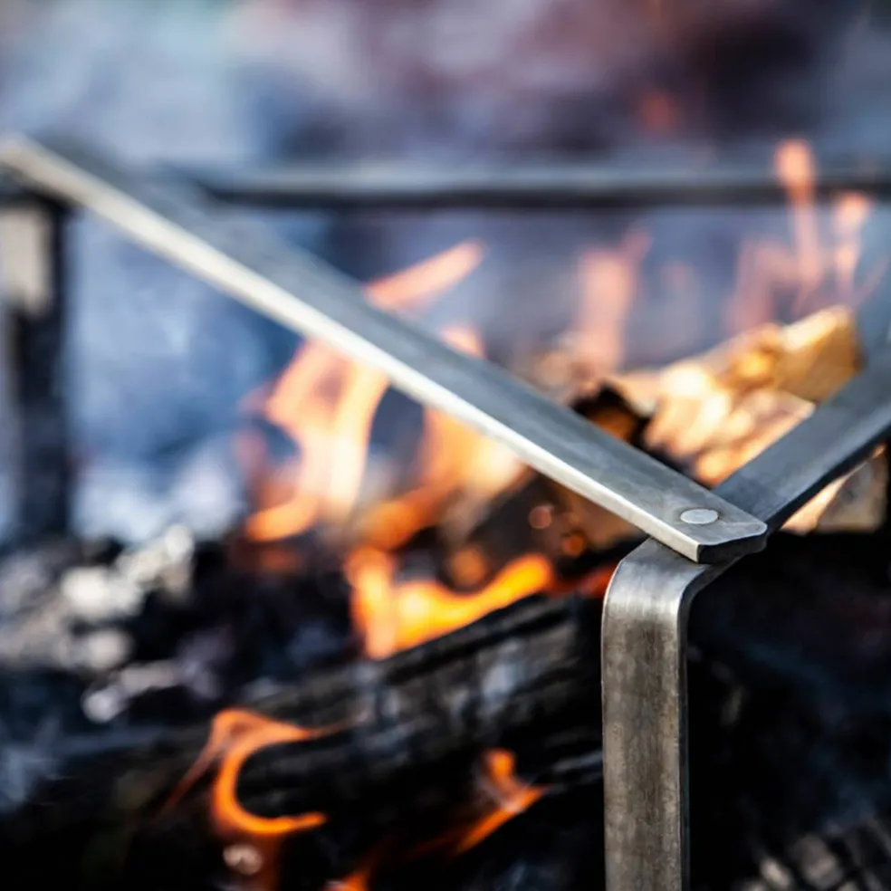 Sammenleggbart grillstativ