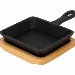 Serveringspanne i støpejern 12 cm, bordskåner i tre