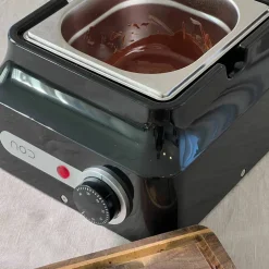 Sjokoladesmelter med termostat 1,5 liter