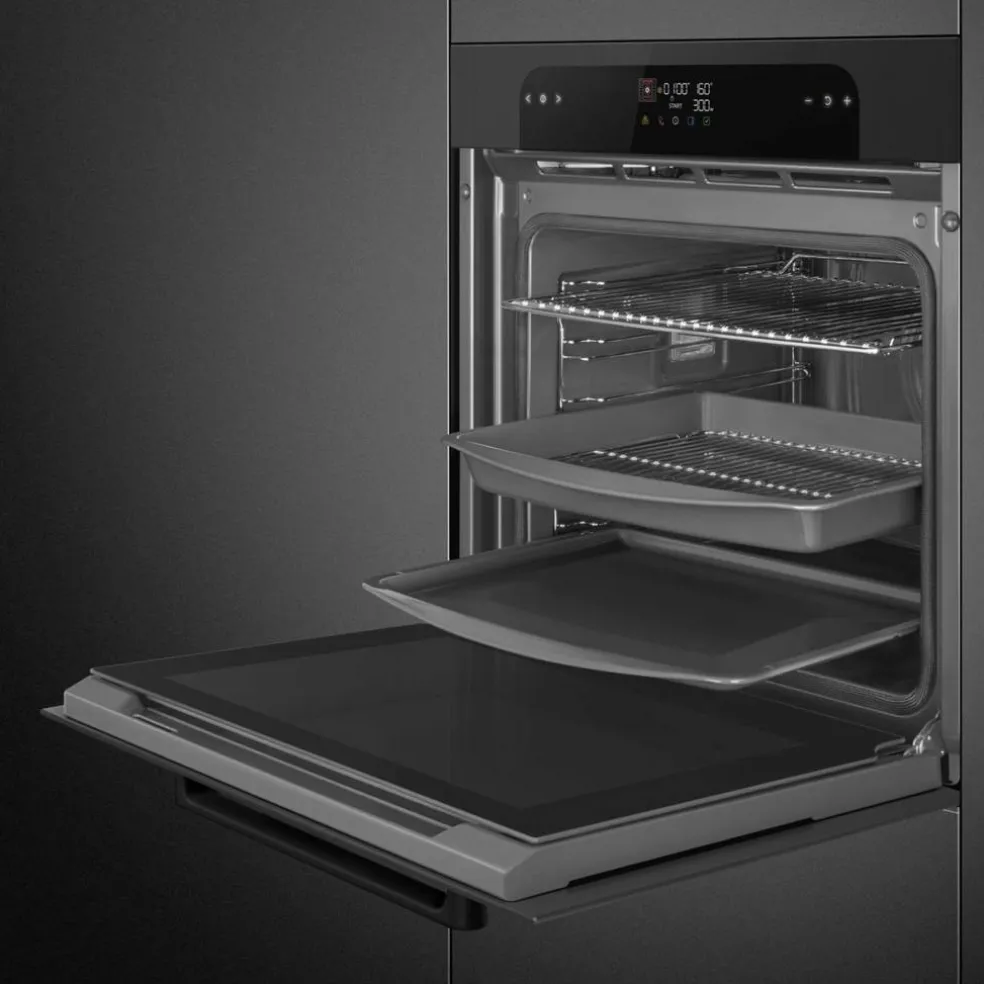 SOP6202TB Musa innbyggingsovn 60 cm med pyrolyse, svart