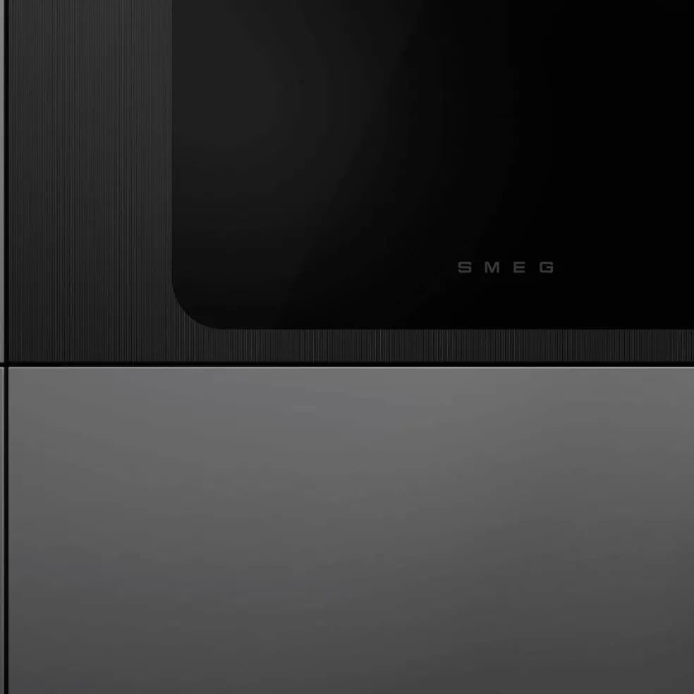 SOP6202TB Musa innbyggingsovn 60 cm med pyrolyse, svart