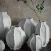 Steingodsvase 22 cm, naturhvit