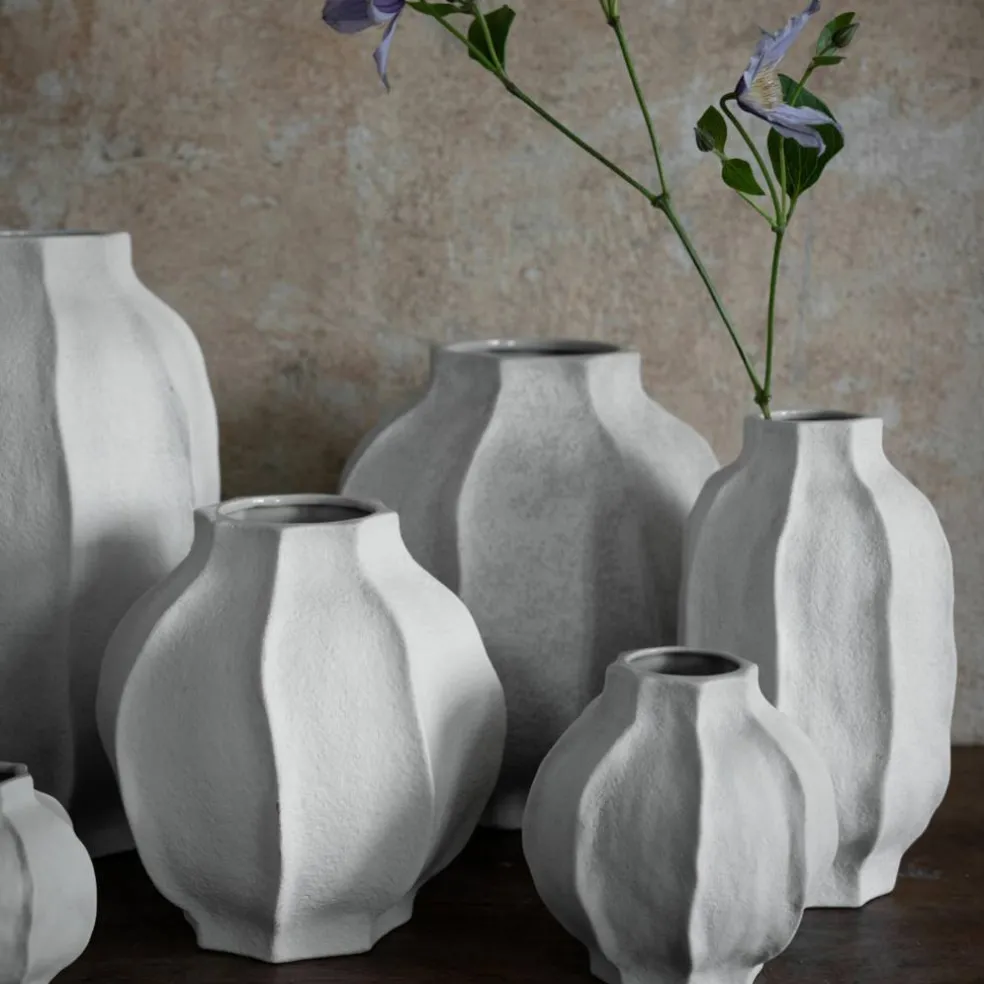 Steingodsvase 22 cm, naturhvit