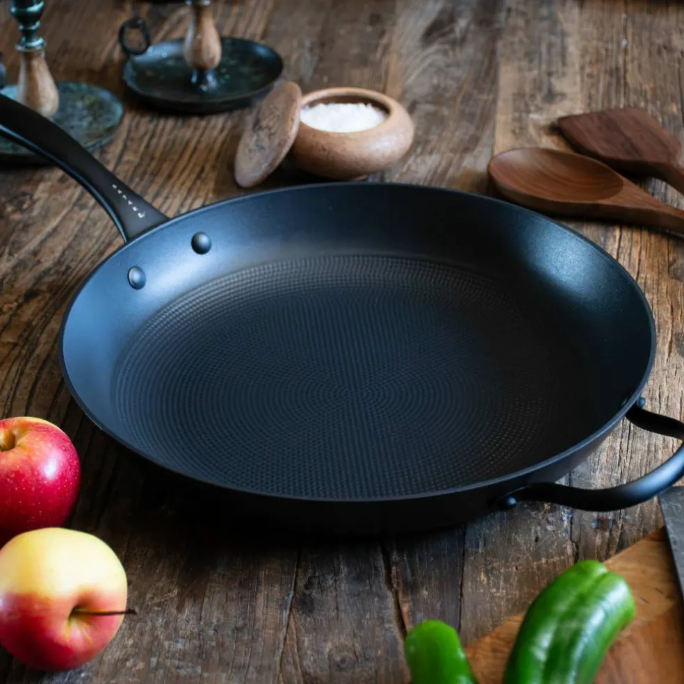 Stekepanne 24 cm, lettvektsstøpejern