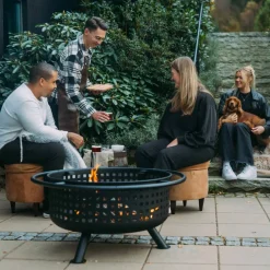 Stor bålpanne med gnistbeskyttelse