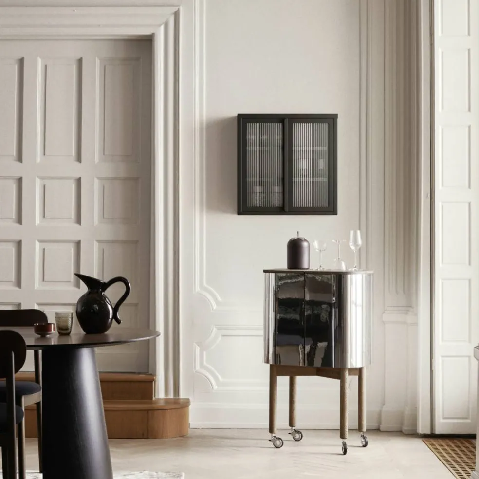 Store vegghengt vitrineskap 60 x 60 cm, pebble grey