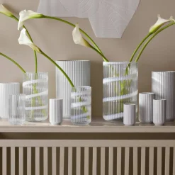 Swirl vase 25 cm, hvit