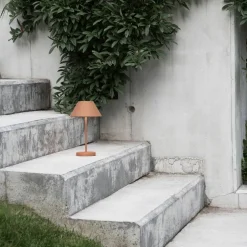 Teya bærbar bordlampe, terracotta