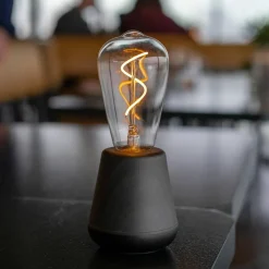 The Humble One bordlampe, black wood
