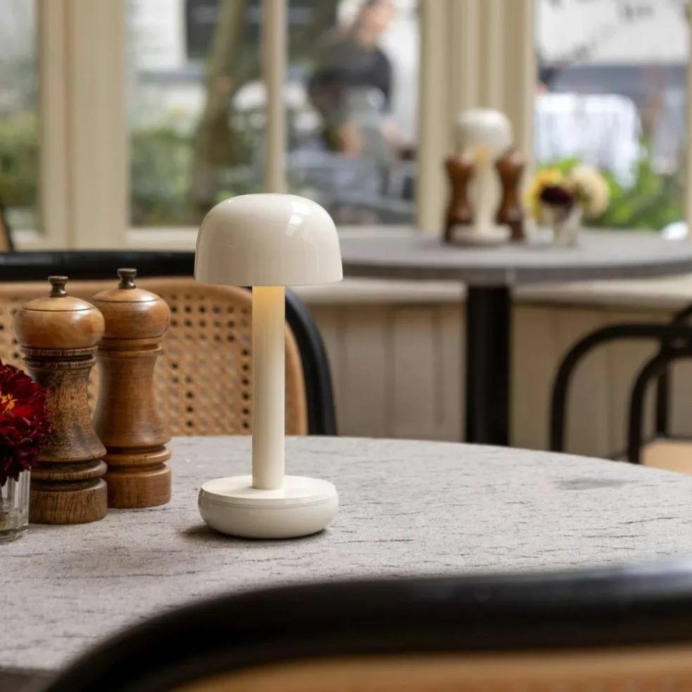 The Humble Two bordlampe, beige