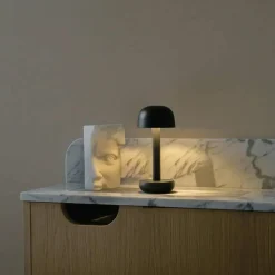 The Humble Two bordlampe, beige