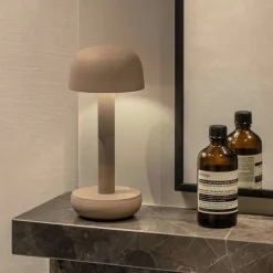 The Humble Two bordlampe, black