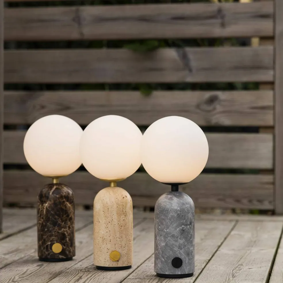 Torrano bærbar bordlampe, beige travertine