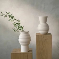 Tortus Archie Vase 37 cm, hvit