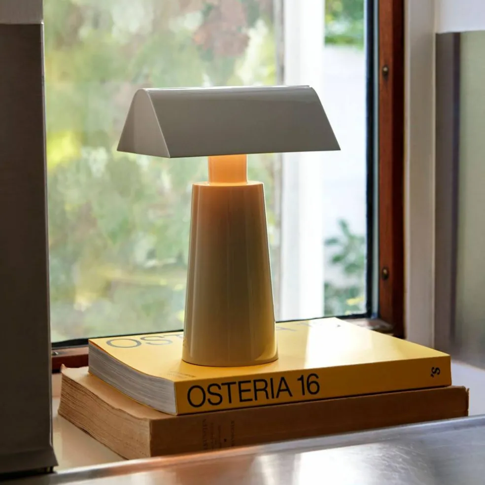 &Tradition Caret MF1 bærbar lampe, silk grey
