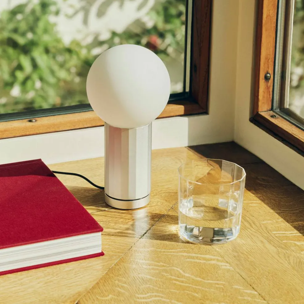 Turn On bordlampe, svart