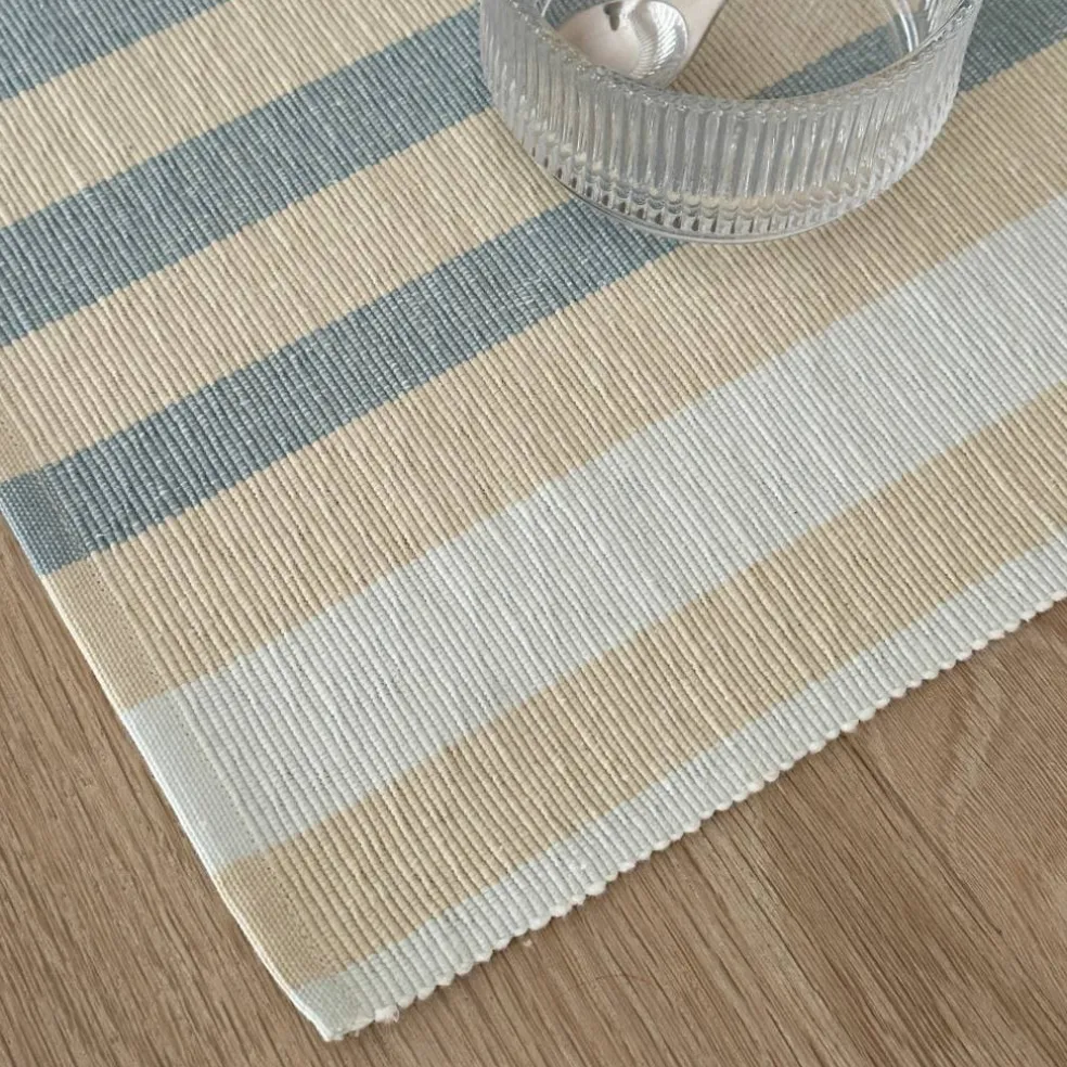 Vibeke Klint bordbrikke 33 x 48 cm, brede linjer, rød